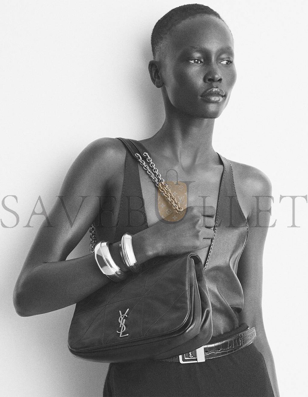 YSL JAMIE 4.3 SMALL IN LAMBSKIN 763475 (25*16*7cm) YSL JAMIE 4.3 SMALL IN LAMBSKIN 763475 (25*16*7cm)
